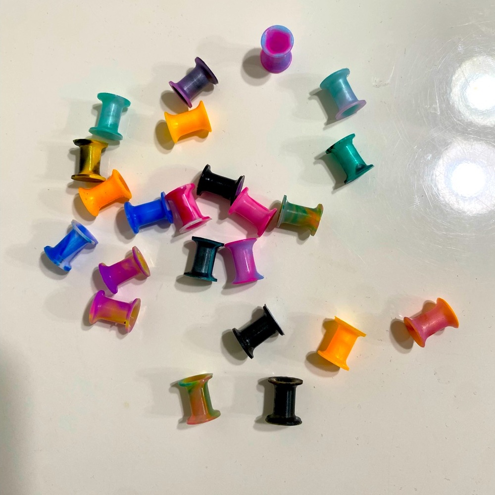 Ear Gauges 4g (5mm) colorful, silicon tiedye gauges, NEW